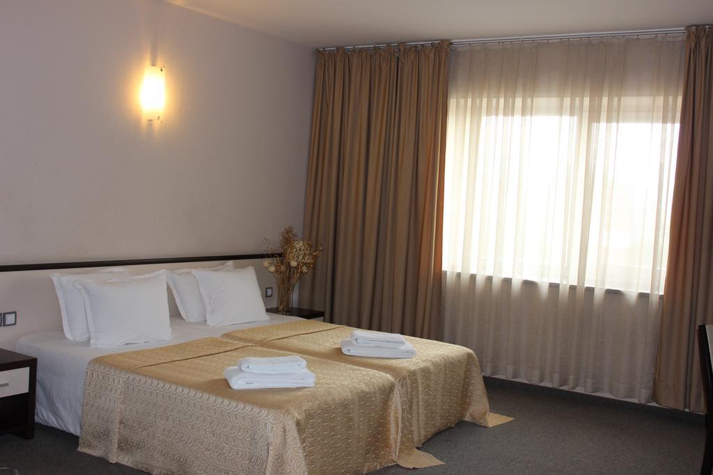 Kendros Hotel พลอฟดิฟ ห้อง รูปภาพ